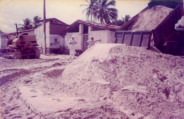1998 - Obras de contenção devido a ressaca e avanço do mar