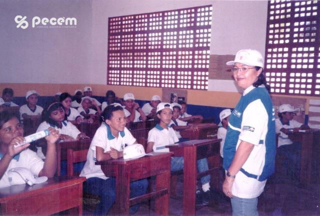 2000 - AÇÕES DE SAÚDE NAS ESCOLAS.