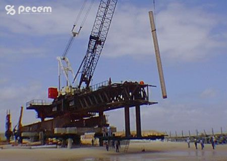 1997 - Obra de construção da ponte de acesso - Parte praia