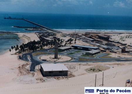 1999 - Vista aérea da obra realizada pela construtora