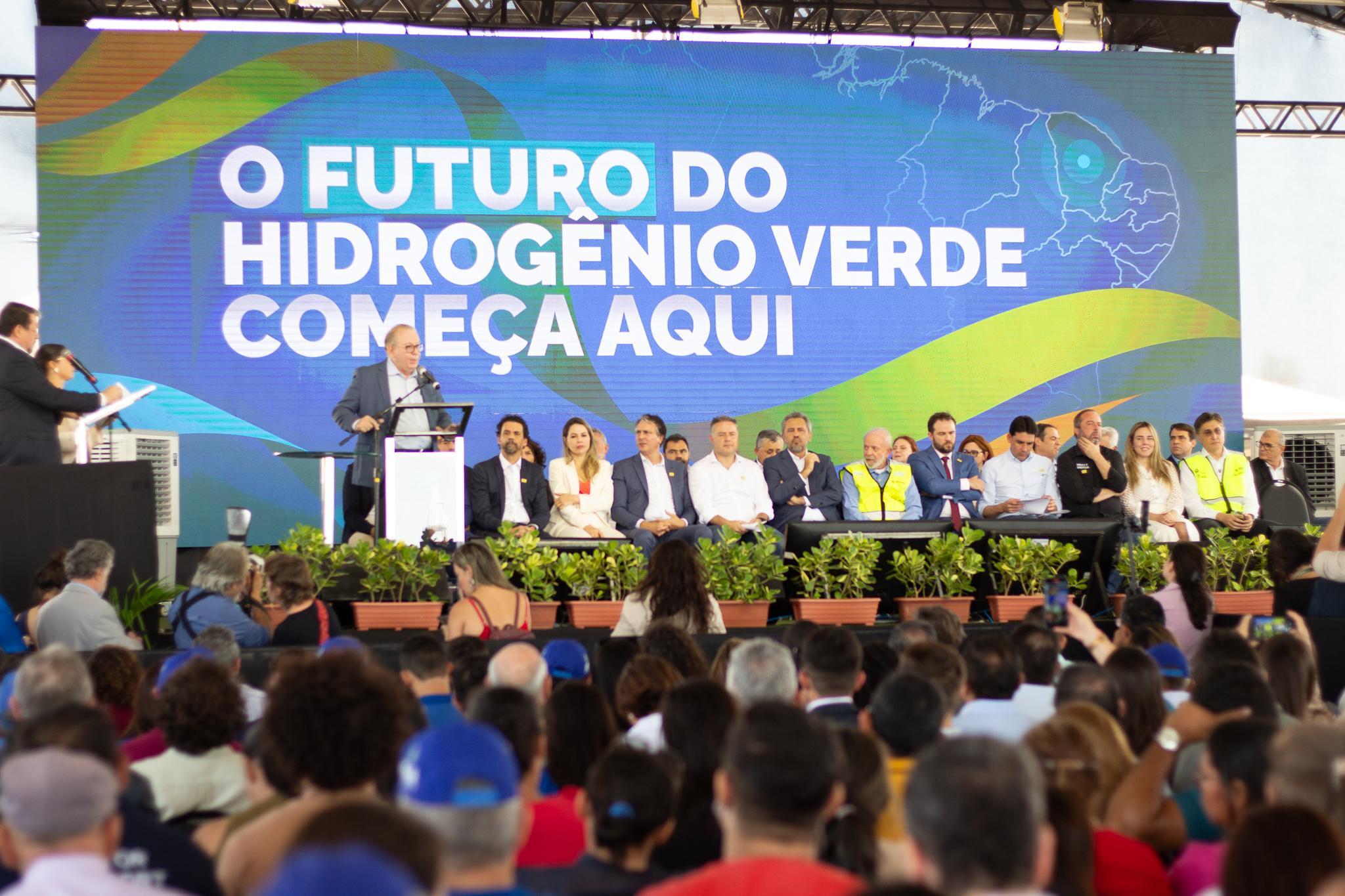 2024 –É realizada a solenidade de sansão da Lei do Hidrogênio Verde e do projeto de lei que garante o financiamento da Transnordestina.